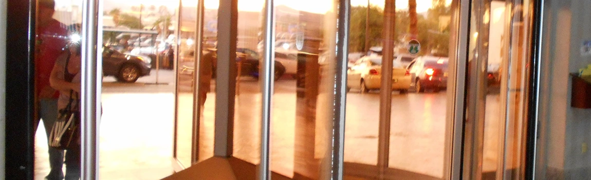 Storefront Glass Repair Cost in Brandon, FL